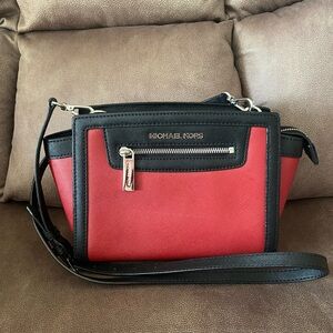 Micheal Kors Selma Mini Colorblock Messenger Bag-Red Scarlet Black